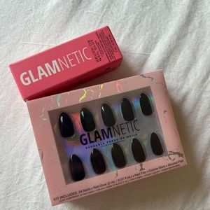 Glamnetic Press-on Nail Kit with Glue